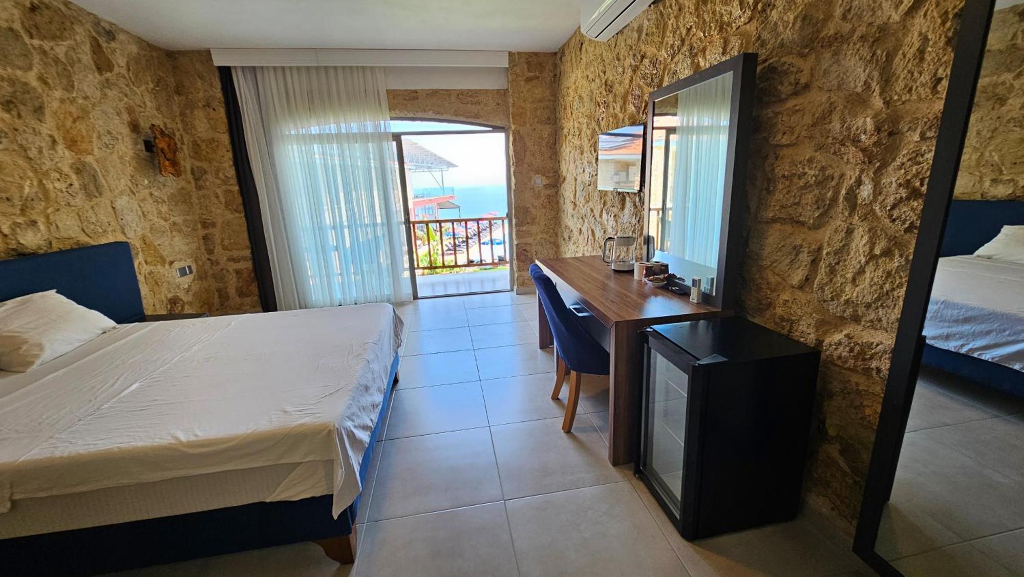 Burhan'S Hotel Rizokarpaso Ngoại thất bức ảnh