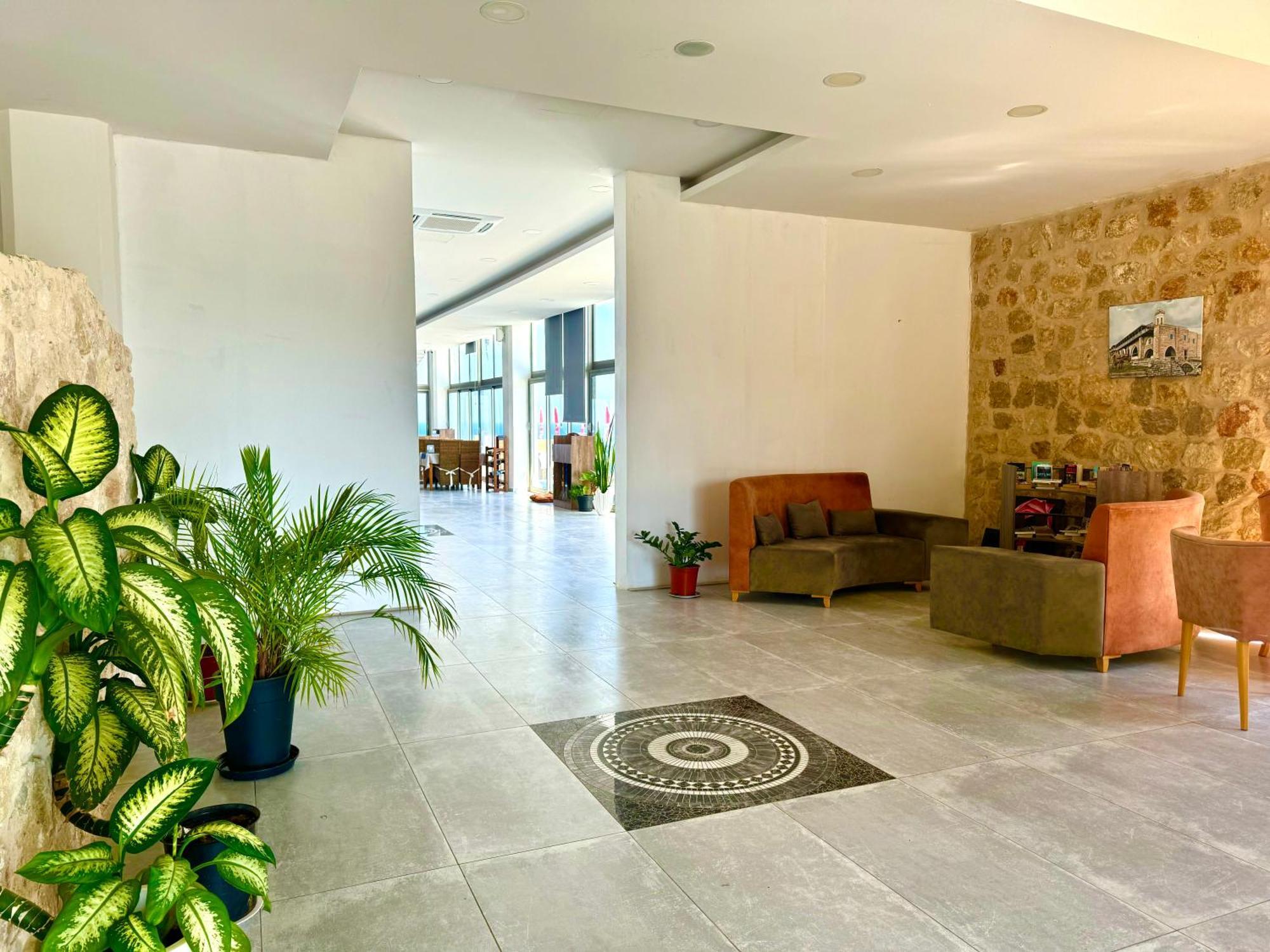 Burhan'S Hotel Rizokarpaso Ngoại thất bức ảnh